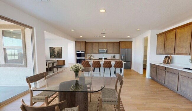 1255 W J Waltz Wy Apache Junction, AZ 85120 photo 5