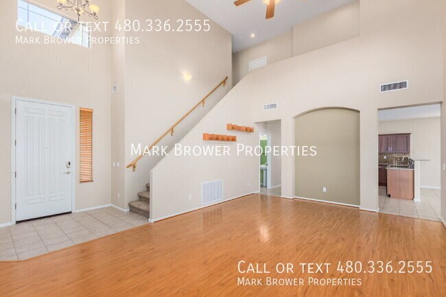 1462 W Roadrunner Dr photo 4