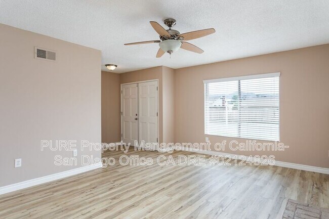 13906 Granville Dr Poway, CA 92064 photo 2
