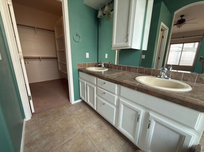 1364 W Musket Way Chandler, AZ 85286 photo 5