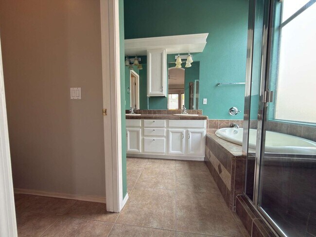 1364 W Musket Way Chandler, AZ 85286 photo 2