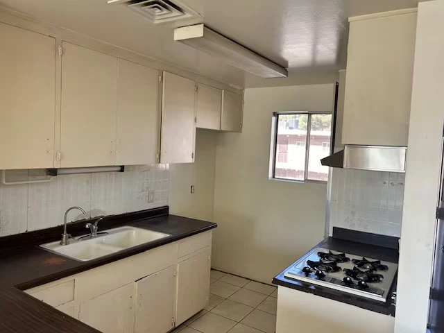 6125 E Indian School Rd Scottsdale, AZ 85251 photo 3