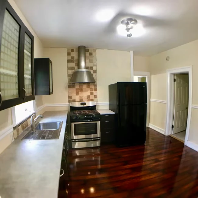 3334 King St Berkeley, CA 94703 photo 3