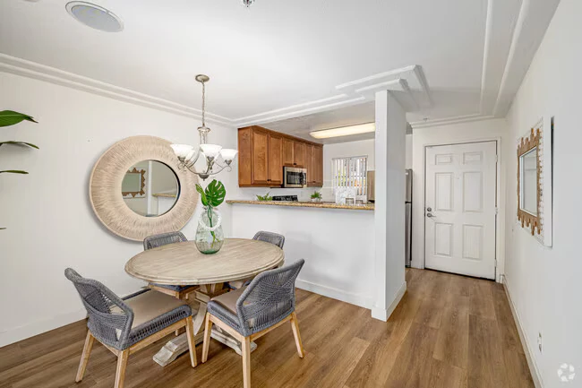 Shadowridge Park Apartments photo 5