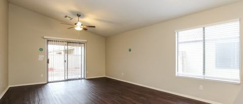11329 W Loma Blanca Dr Sun City, AZ 85351 photo 3