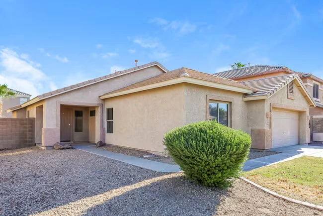 9166 W Melinda Ln Peoria, AZ 85382 photo 3