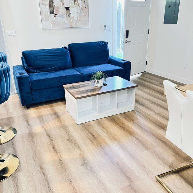 5976 Baja Dr San Diego, CA 92115
