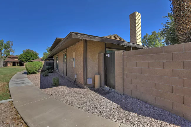 1716 W Village Way Tempe, AZ 85282 photo 4