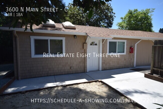 3600 N Main St photo 4