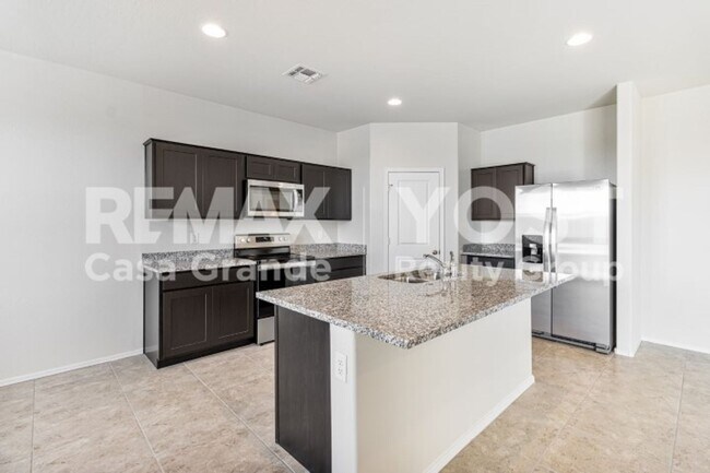 1043 W Falls Canyon Dr Casa Grande, AZ 85122 photo 5