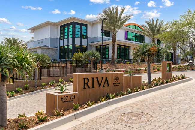 RIVA photo 2