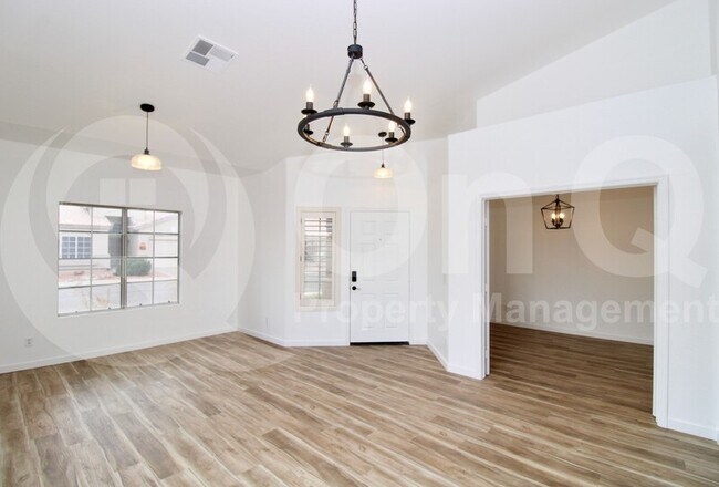 1782 E Constitution Dr Chandler, AZ 85225 photo 4