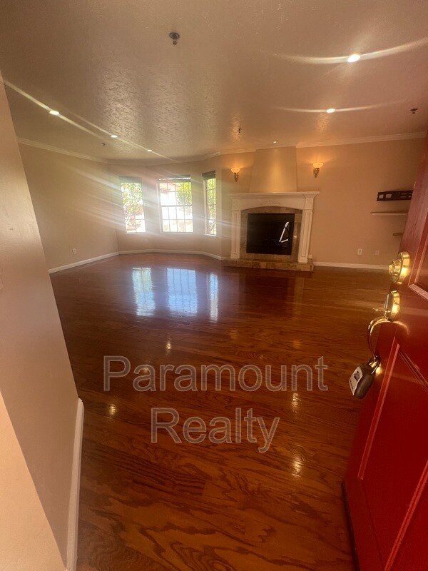 10228 Nile Dr Cupertino, CA 95014 photo 5