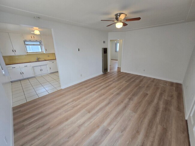 2829 Morena Blvd San Diego, CA 92117 photo 4