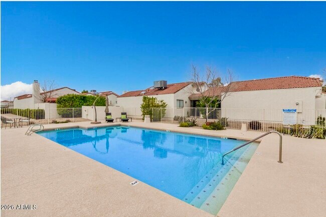 15020 N 40th St Phoenix, AZ 85032 photo 3