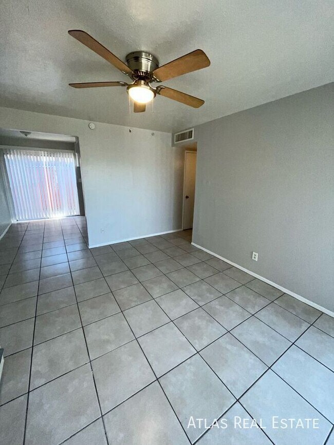 4838 E Culver St Phoenix, AZ 85008 photo 3
