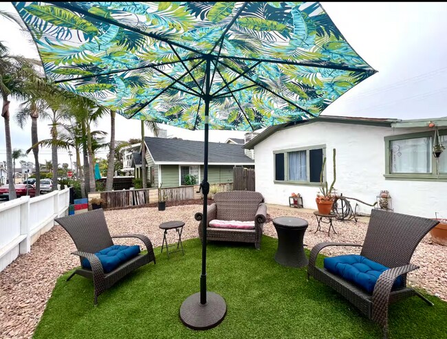 517 3rd St Encinitas, CA 92024