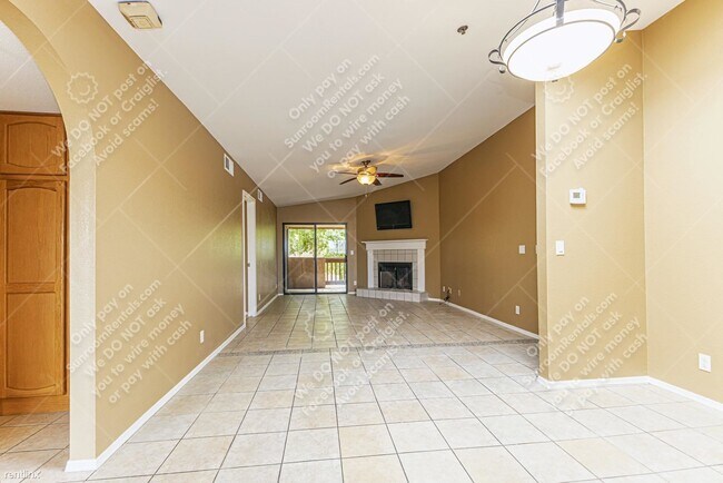 3031 N Civic Center Plaza Scottsdale, AZ 85251 photo 3