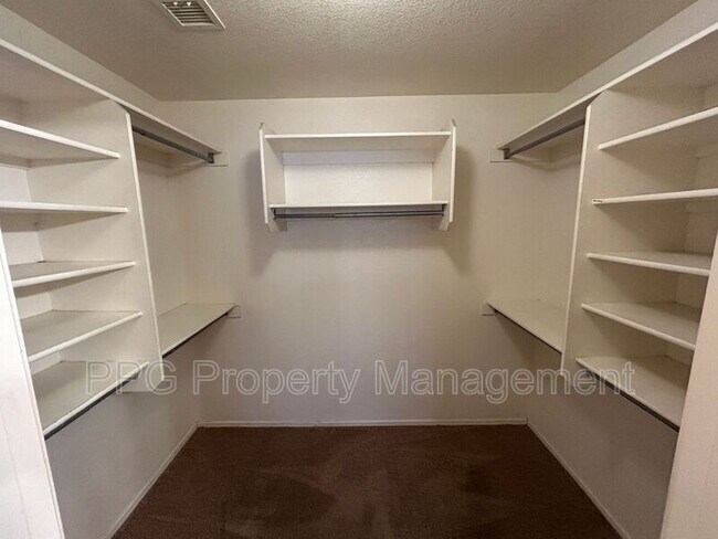 15280 W Eureka Trail Surprise, AZ 85374 photo 4