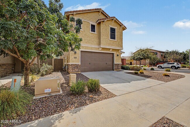 14231 W Voltaire St Surprise, AZ 85379 photo 3