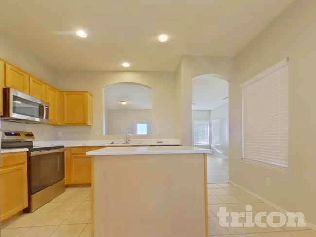 8523 W Papago St Tolleson, AZ 85353 photo 5