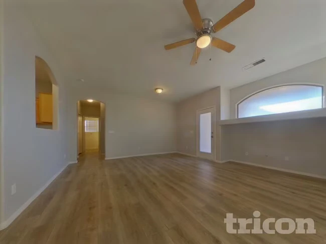 8523 W Papago St Tolleson, AZ 85353 photo 3