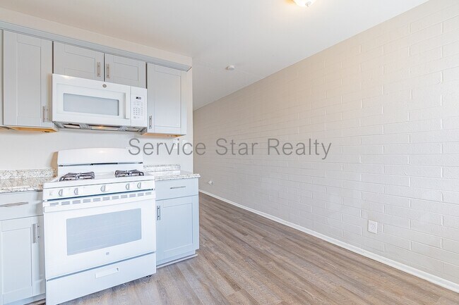 1638 W Desert Cove Ave Phoenix, AZ 85029 photo 4