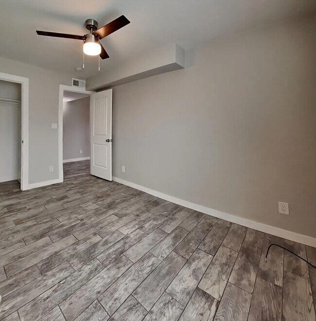 1302 E Vista Ave Phoenix, AZ 85020 photo 5
