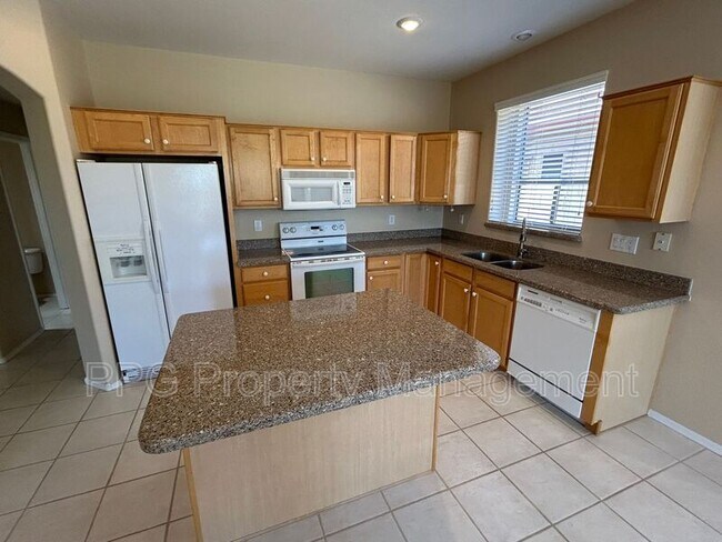 17731 N Becke Ln Surprise, AZ 85374 photo 3