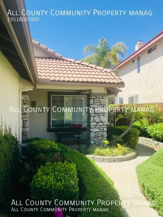 23985 Morning Dove Ln Murrieta, CA 92562 photo 2