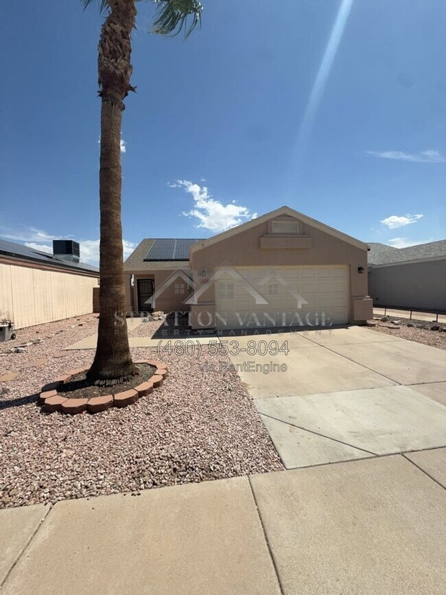17427 N 28th Ave photo 4