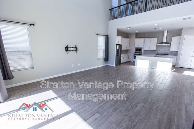 5123 E Village Dr Scottsdale, AZ 85254 photo 2