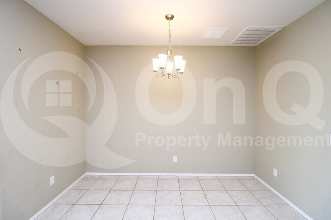 36878 W Maddaloni Ave Maricopa, AZ 85138 photo 5
