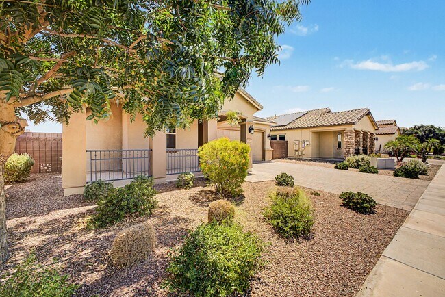 1315 W Alpine Tree Ave San Tan Valley, AZ 85140 photo 2