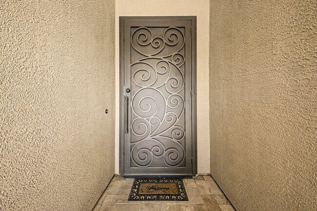 1315 W Alpine Tree Ave San Tan Valley, AZ 85140 photo 4