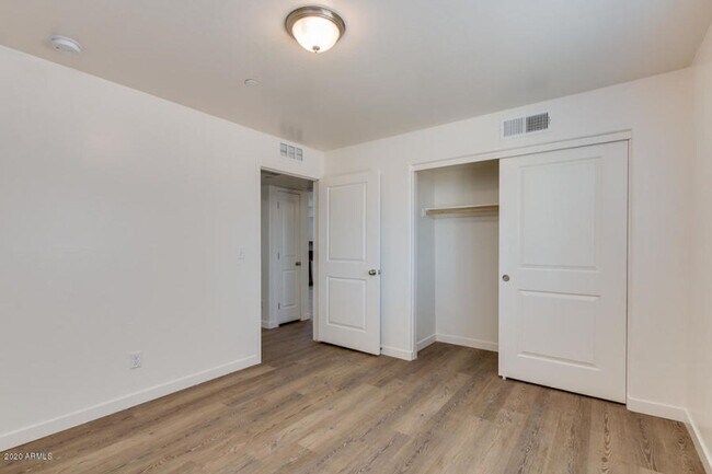 501 E 9th Ave Apache Junction, AZ 85119 photo 4