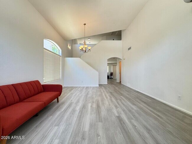 2458 W Via Dona Rd Phoenix, AZ 85085 photo 3