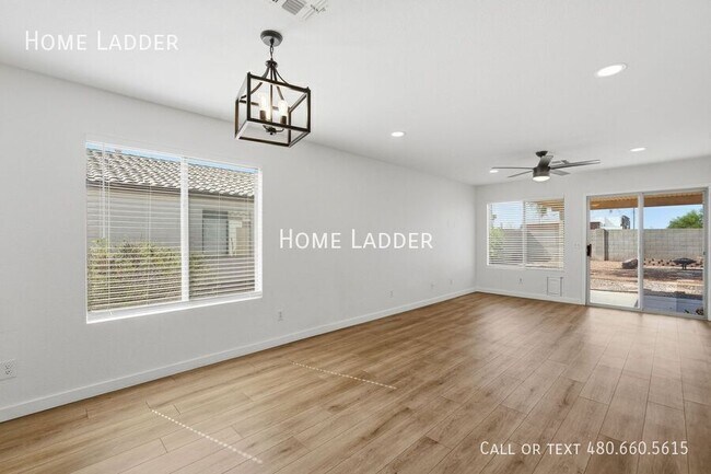 16030 W Woodlands Ave photo 4