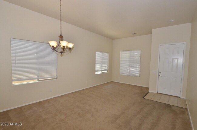 3995 E Trigger Way Gilbert, AZ 85297 photo 3