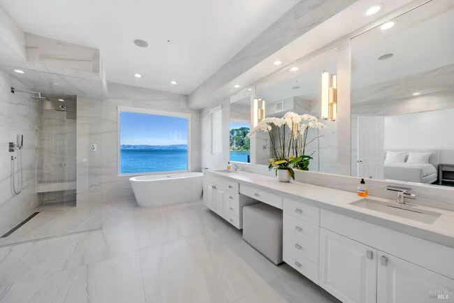 2472 Mar E St Belvedere Tiburon, CA 94920 photo 5