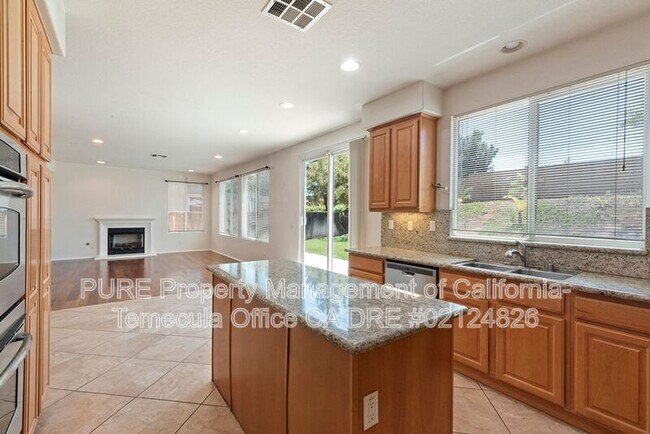29723 Andromeda St Murrieta, CA 92563 photo 3