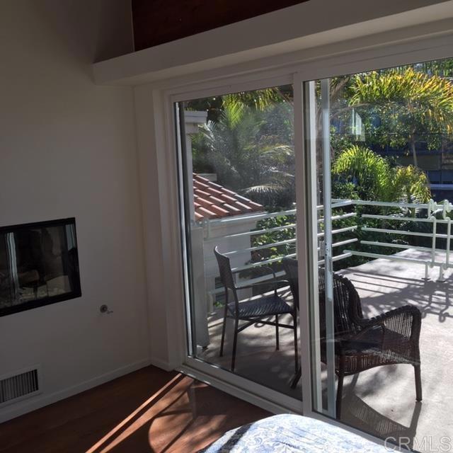 605 Bonair Pl San Diego, CA 92037 photo 4