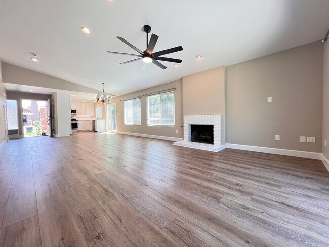 1152 Canary Ct San Marcos, CA 92078 photo 5