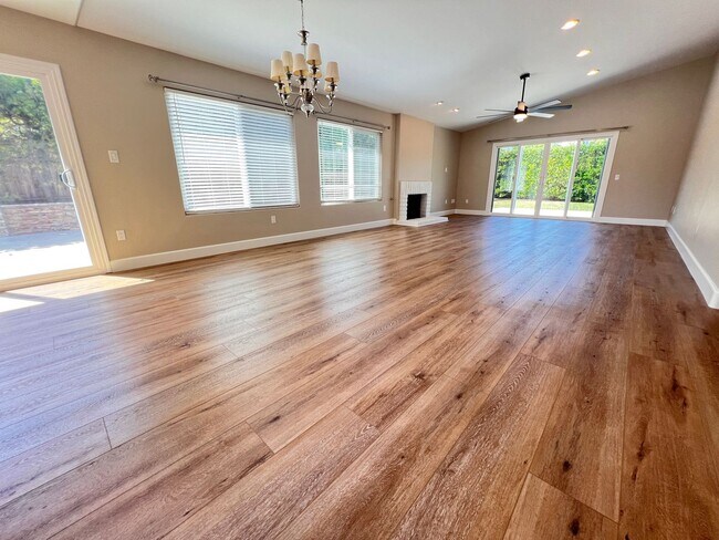 1152 Canary Ct San Marcos, CA 92078 photo 3