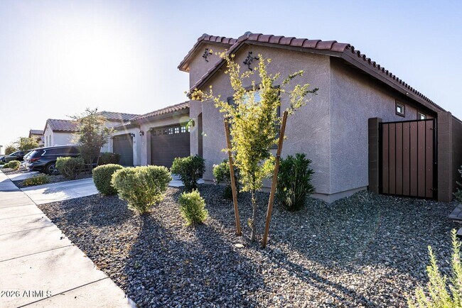 1548 W Corral Rd Phoenix, AZ 85041 photo 3