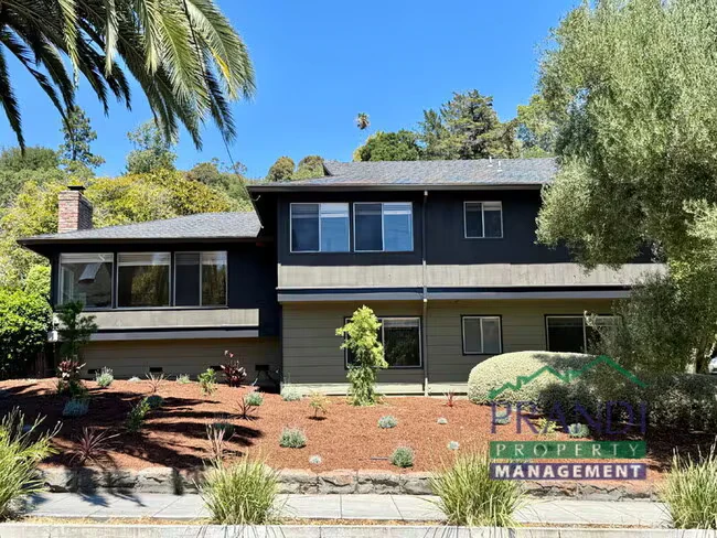 4 Beryl Ln San Rafael, CA 94901 photo 2