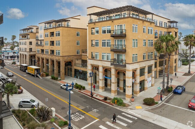 Oceanside Terraces photo 2