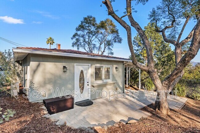 3267 Bernardo Ln Escondido, CA 92029