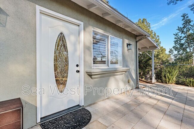 3267 Bernardo Ln Escondido, CA 92029 photo 3