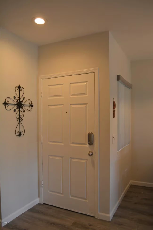 9450 E Becker Ln Scottsdale, AZ 85260 photo 3